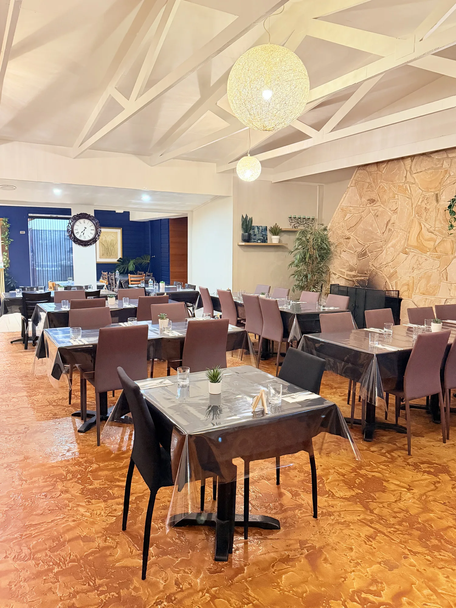 Dining room seating at TASSIE FLAME Cambridge